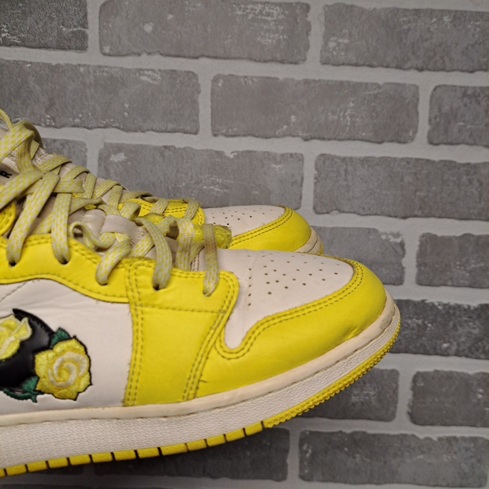 Nike Air Jordan 1 Mid SE Dynamic Yellow Floral Rose Patch Size 6y AV5174-700 - Picture 9 of 13